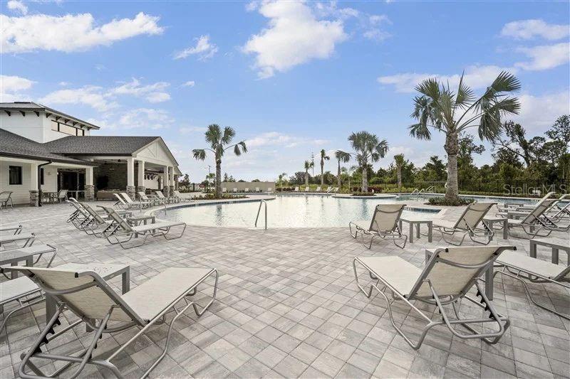 Image 35 of 40 For 10964 65th Terrace E