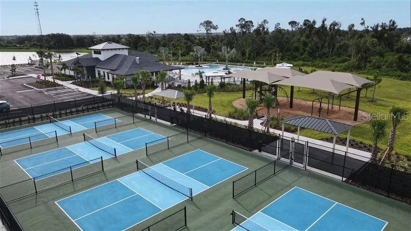 Image 39 of 40 For 10964 65th Terrace E