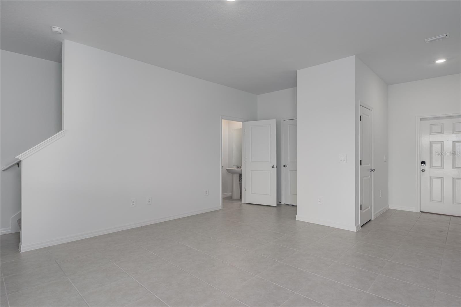 Image 5 of 40 For 10964 65th Terrace E