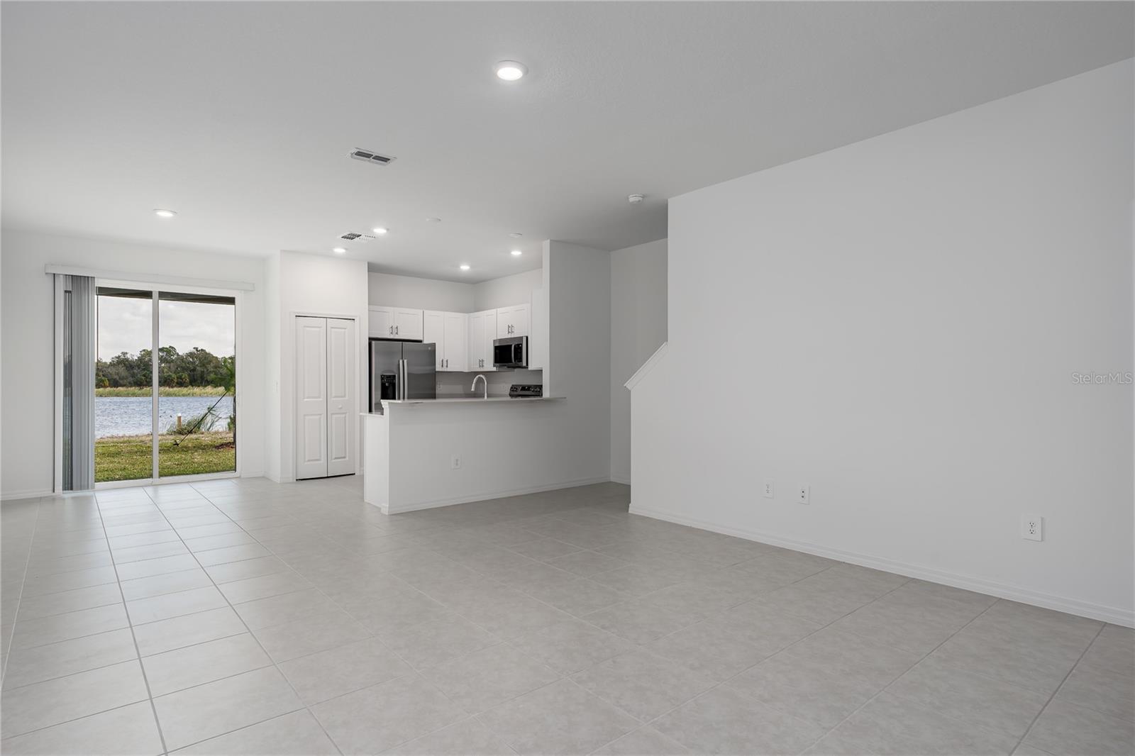 Image 6 of 40 For 10964 65th Terrace E