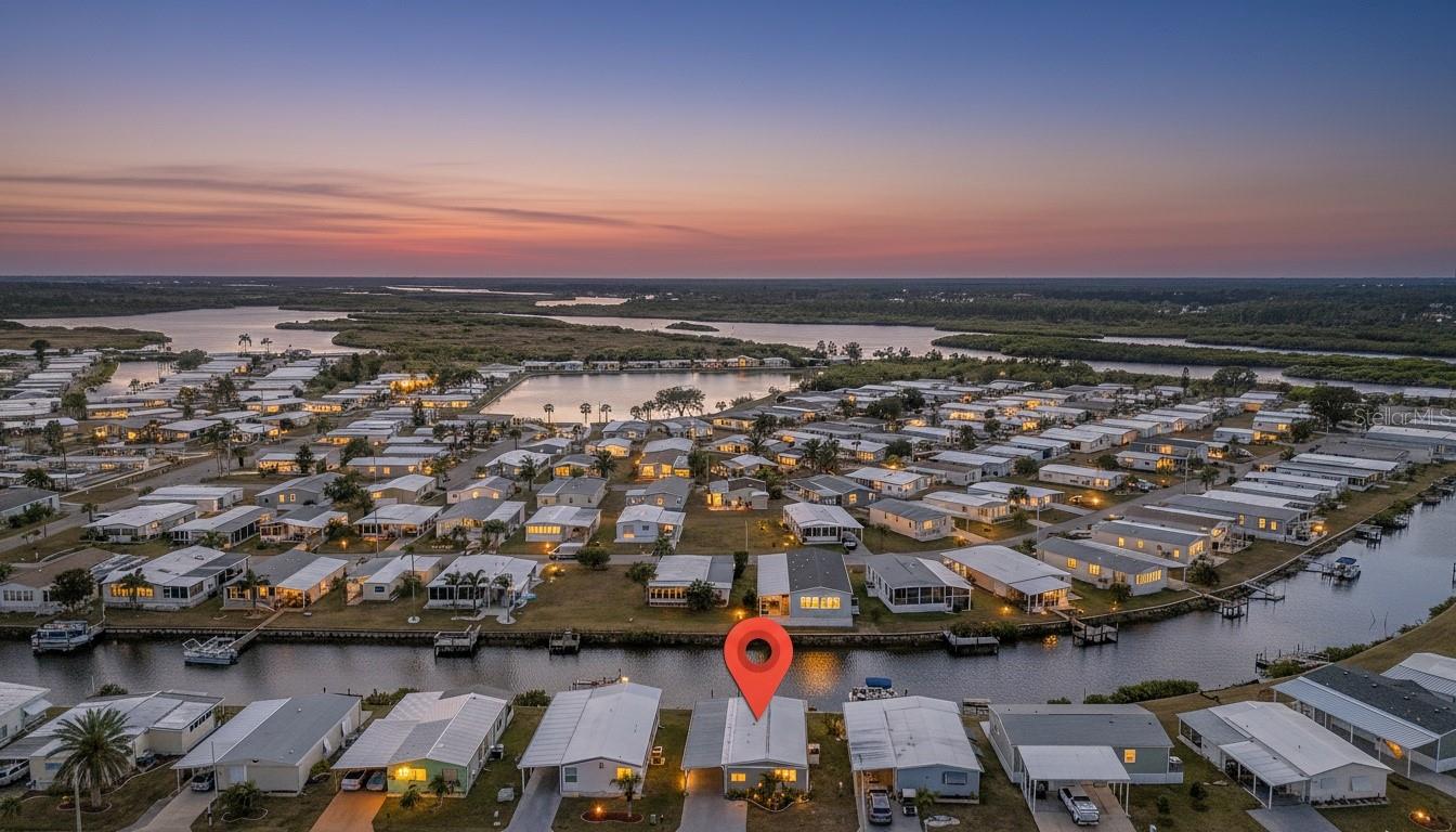 Listing photo id 30 for 641 Fairmount Drive