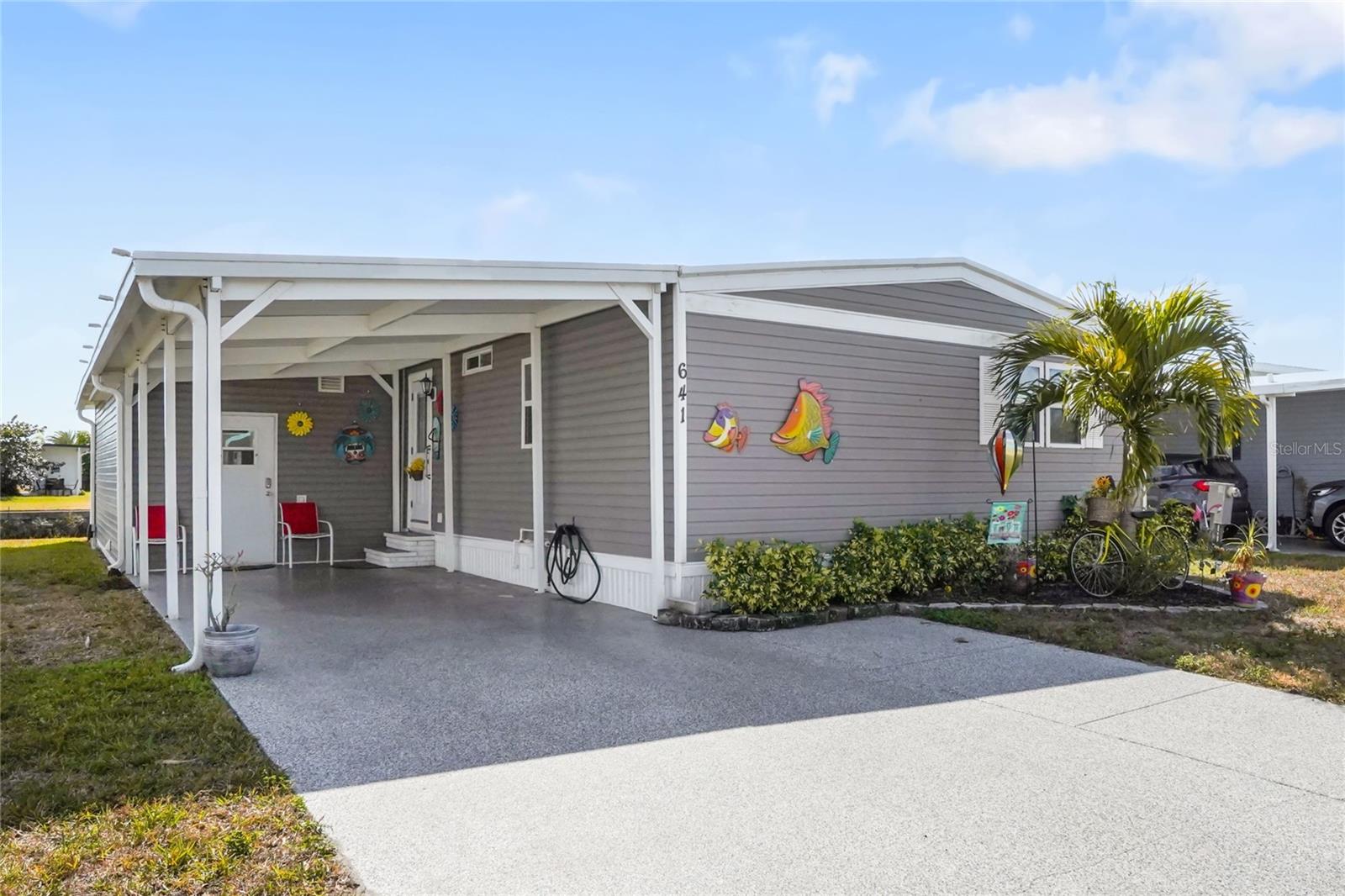 Listing photo id 31 for 641 Fairmount Drive