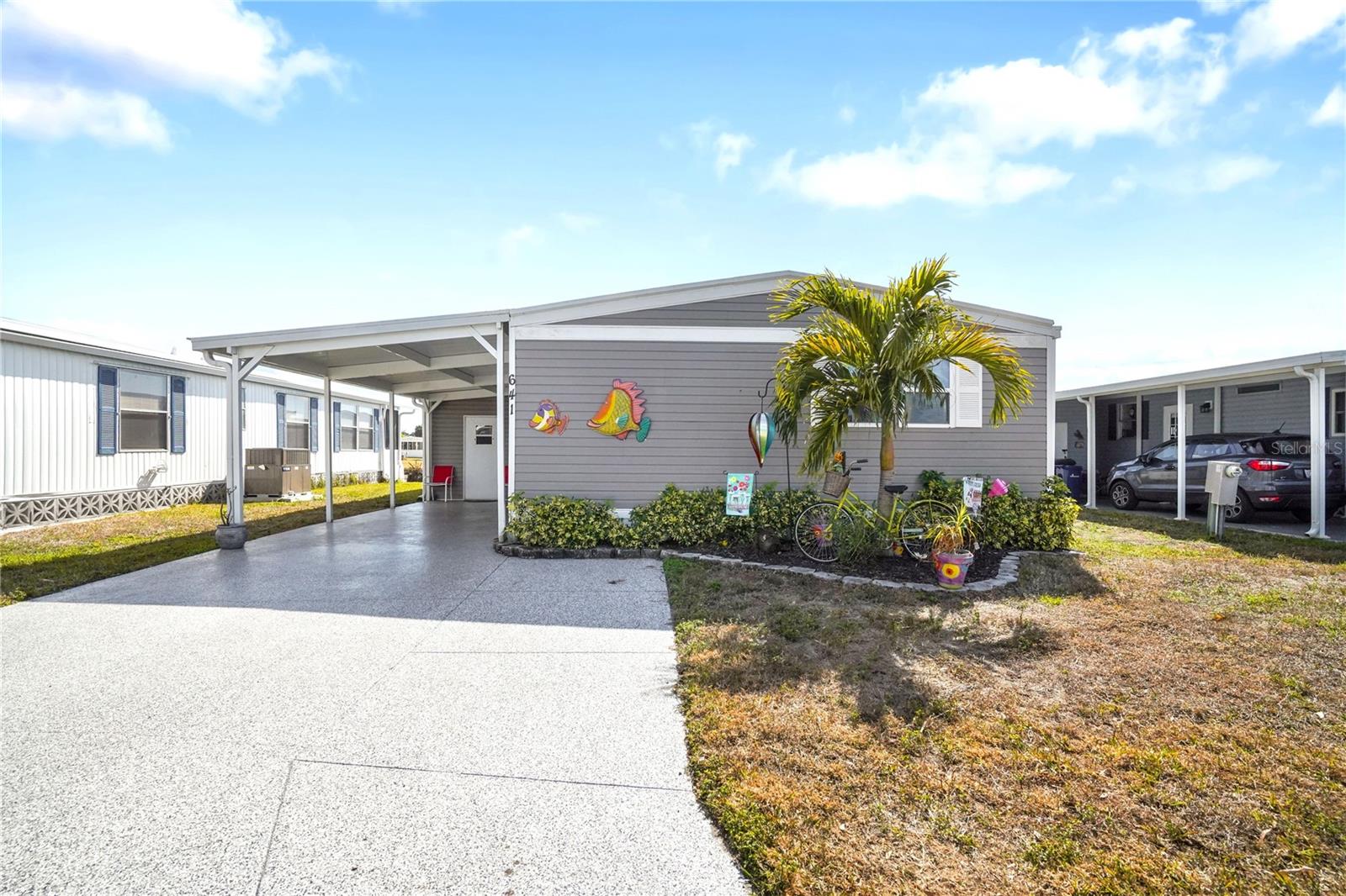 Listing photo id 35 for 641 Fairmount Drive