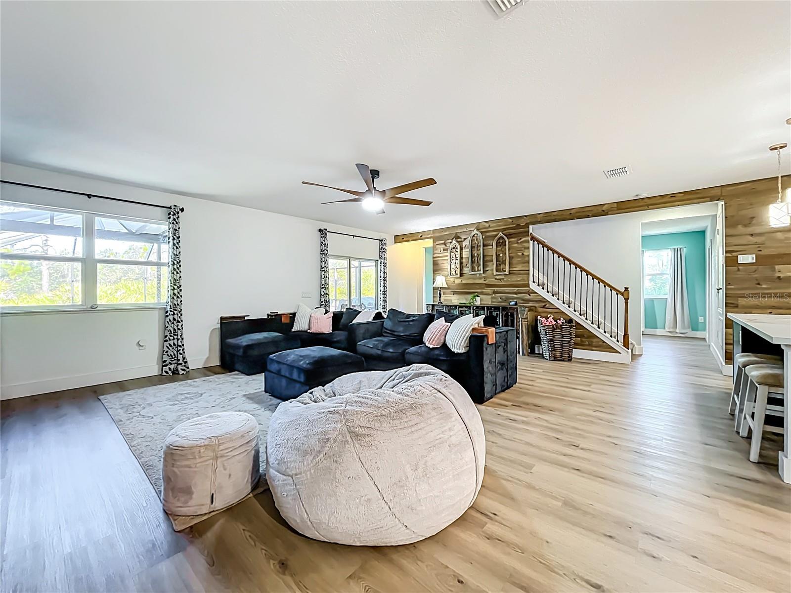 Image 14 of 52 For 9219 Canna Street