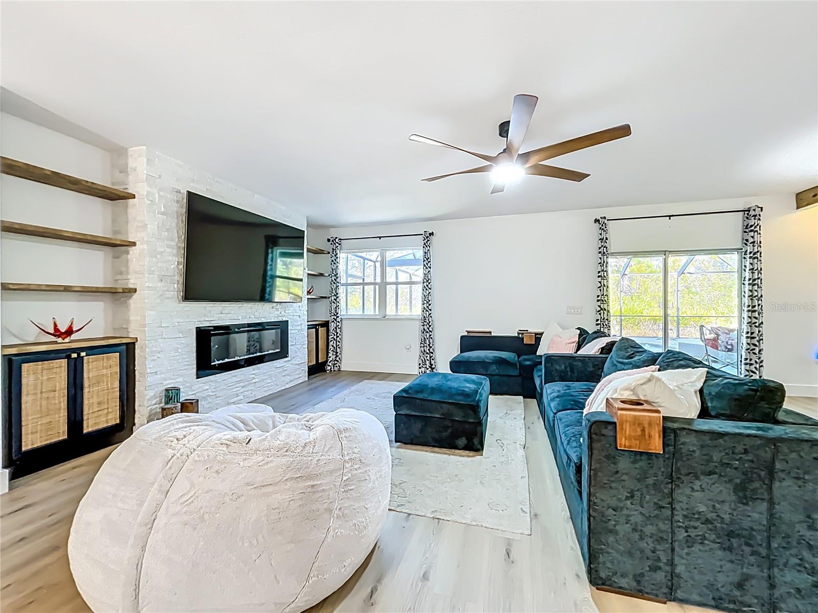 Image 15 of 52 For 9219 Canna Street