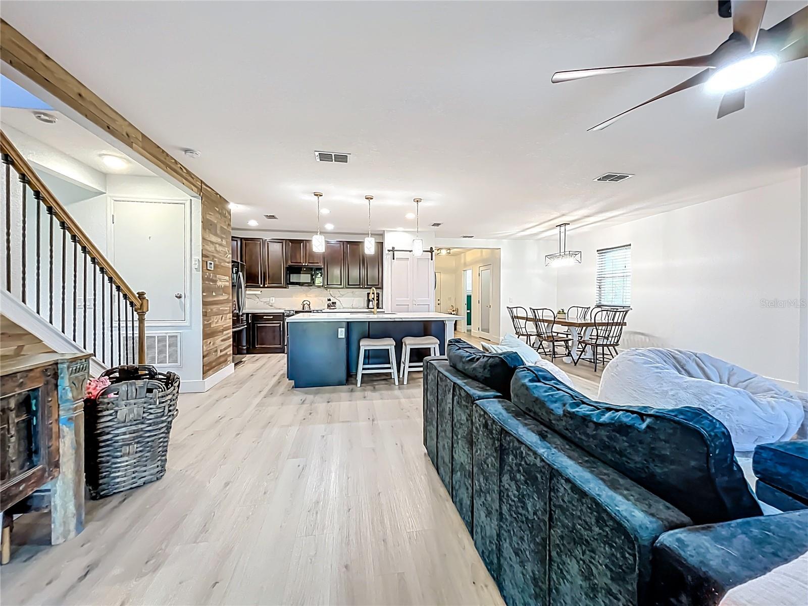 Image 17 of 52 For 9219 Canna Street