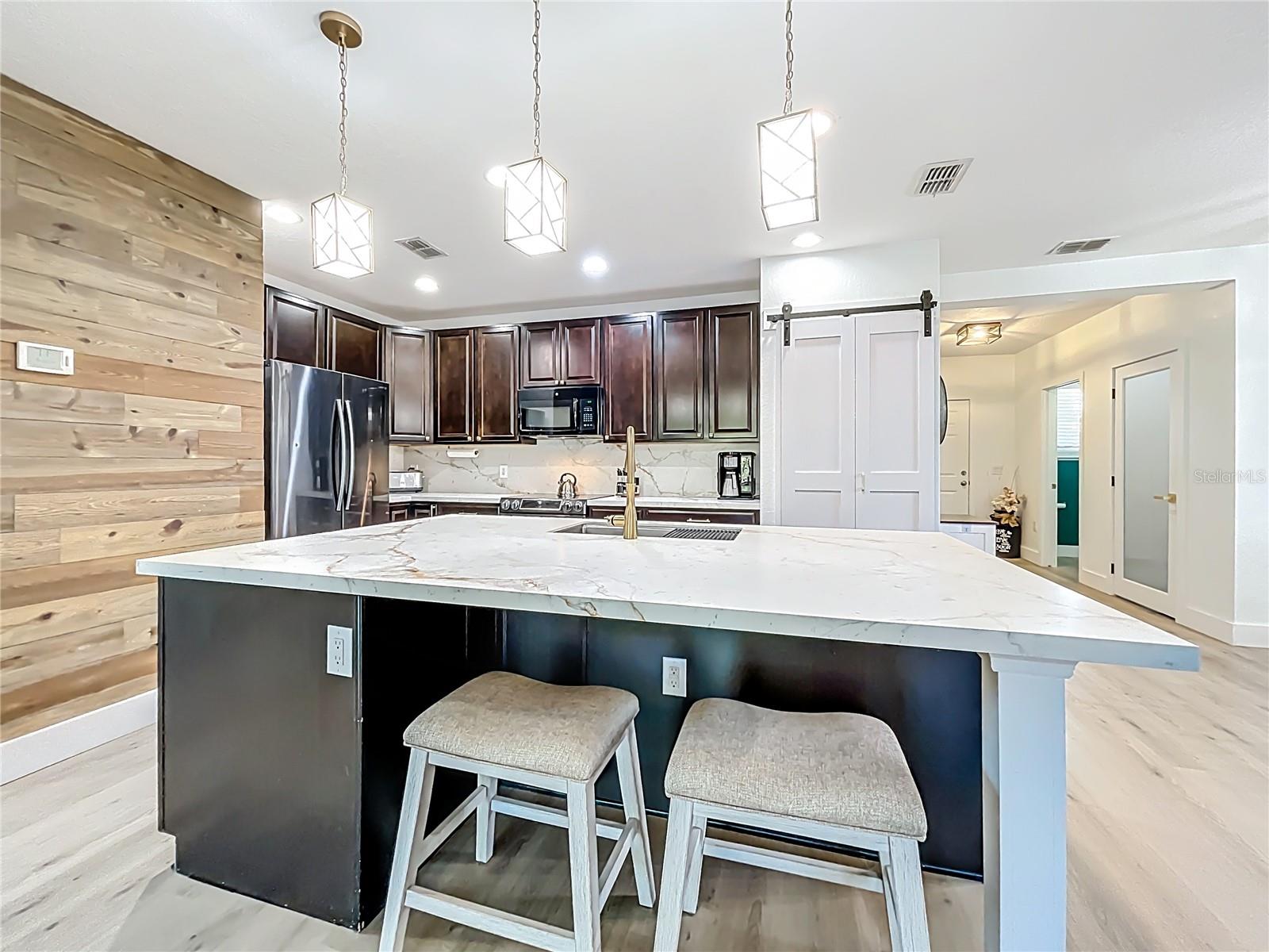 Image 7 of 52 For 9219 Canna Street