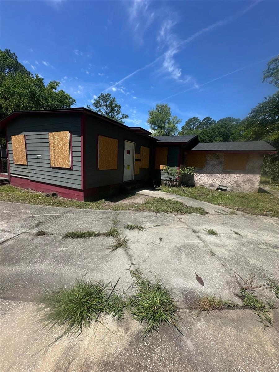 Image 2 of 34 For 5851 Dunmire Avenue