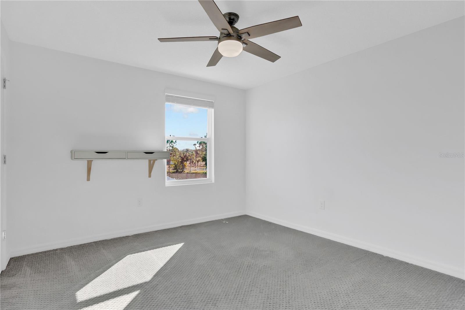 Image 24 of 44 For 15823 High Bell Place