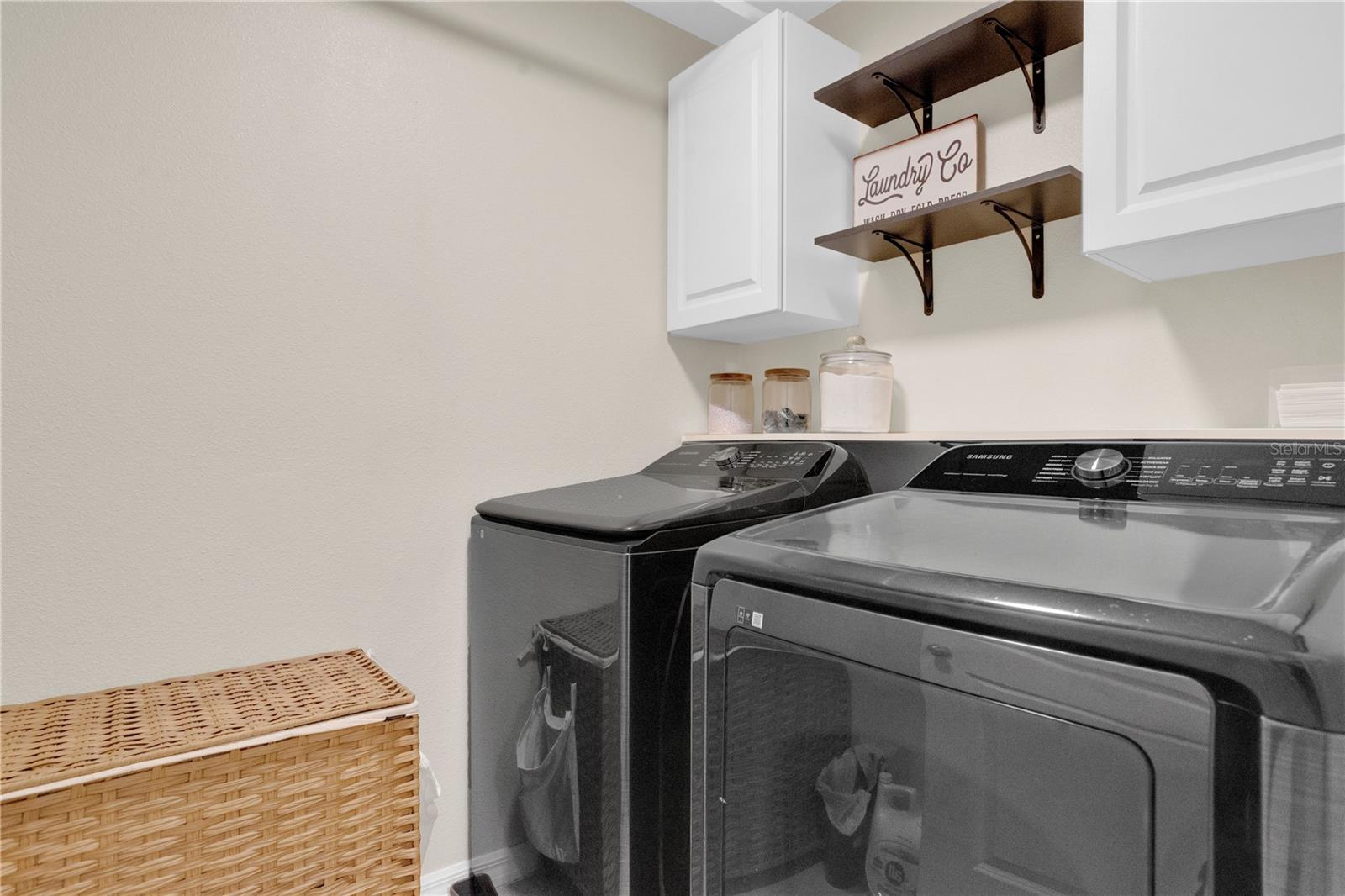 Image 25 of 44 For 15823 High Bell Place