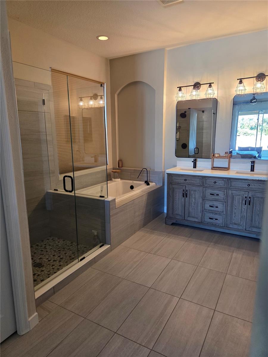 Image 16 of 38 For 5202 72nd Street E