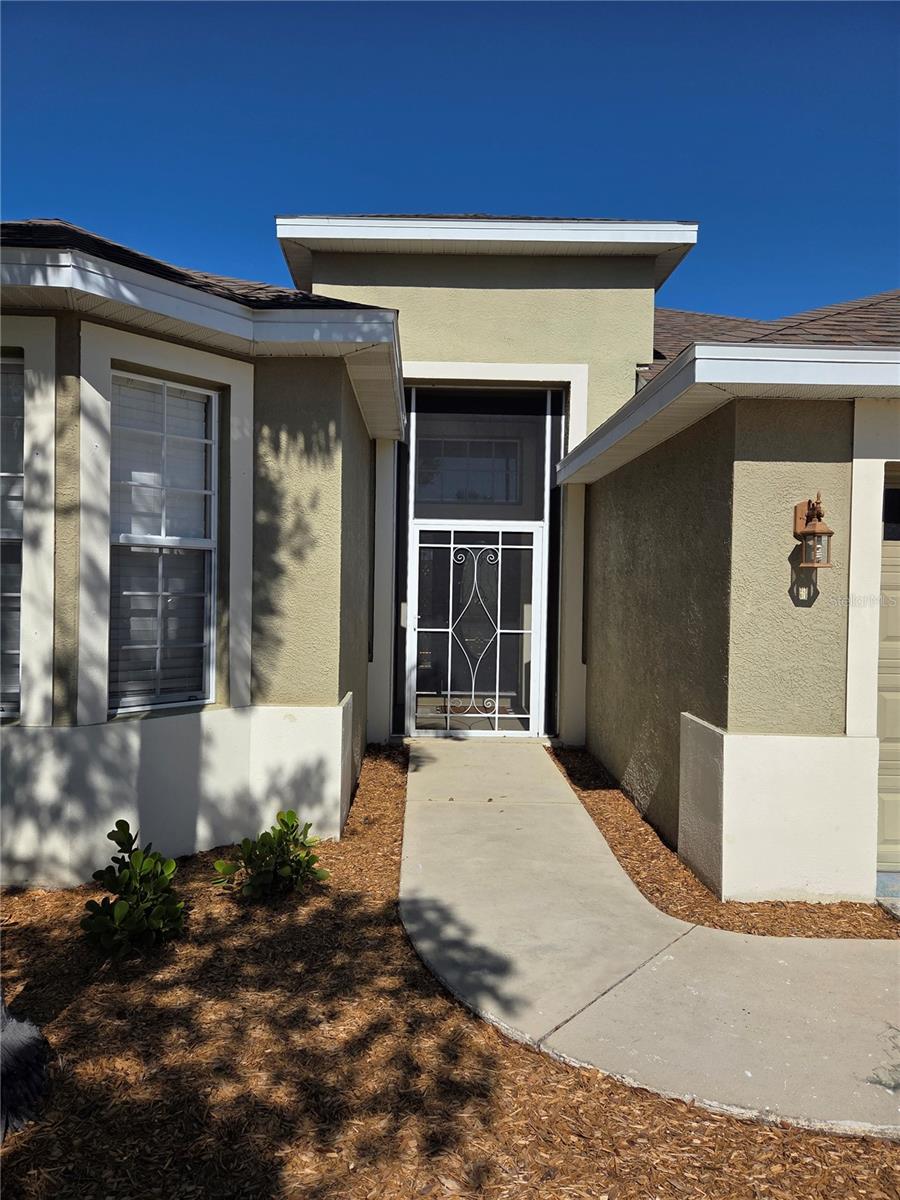 Image 3 of 38 For 5202 72nd Street E