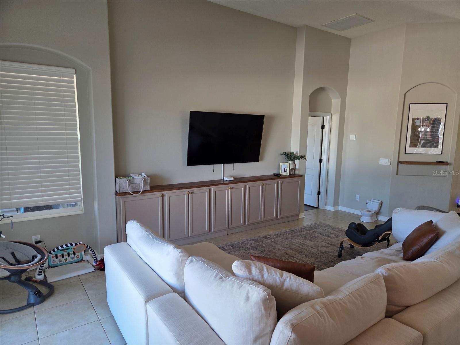 Image 7 of 38 For 5202 72nd Street E