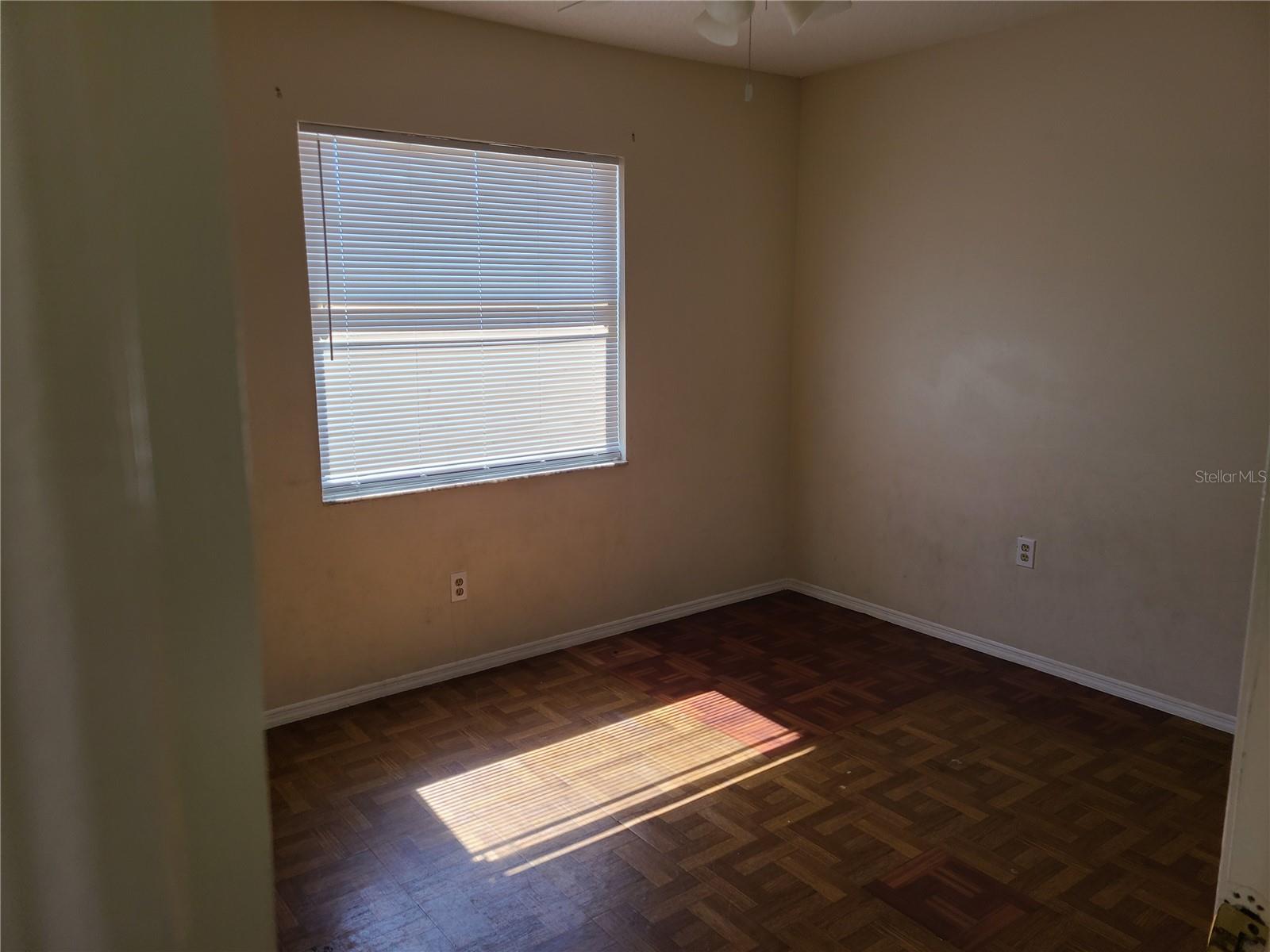 Image 4 of 12 For 1307 54th Avenue E 1307