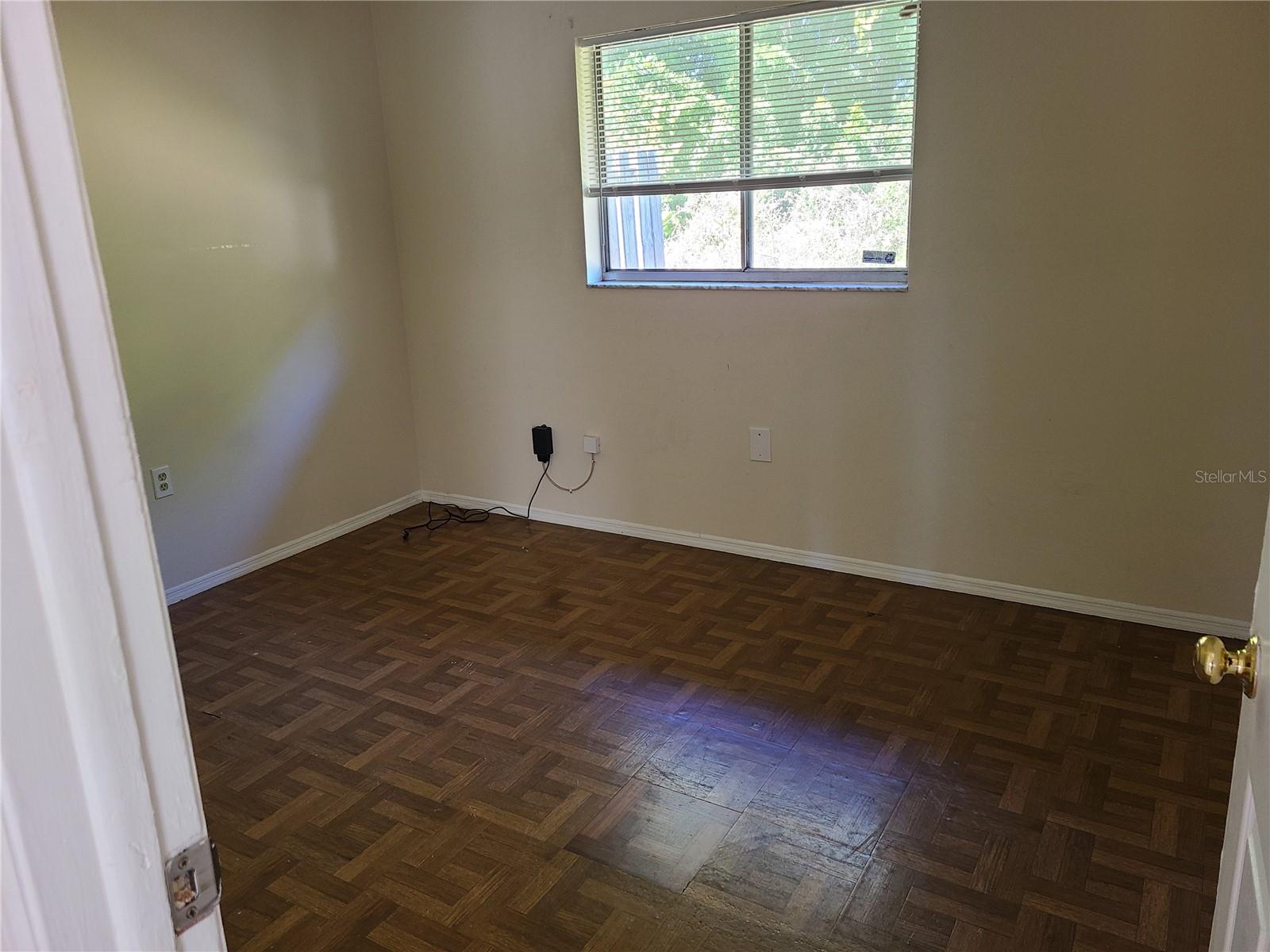 Image 5 of 12 For 1307 54th Avenue E 1307