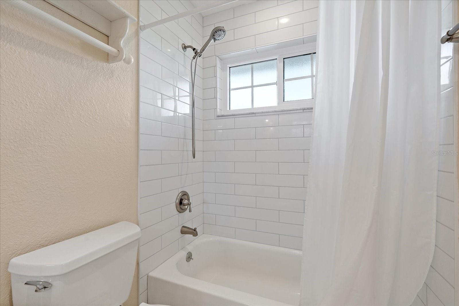 Image 38 of 48 For 6841 Longboat Drive S