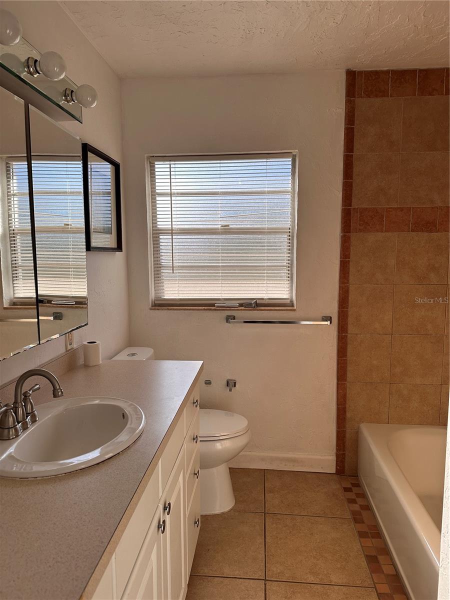 Image 12 of 16 For 4607 7th Avenue W