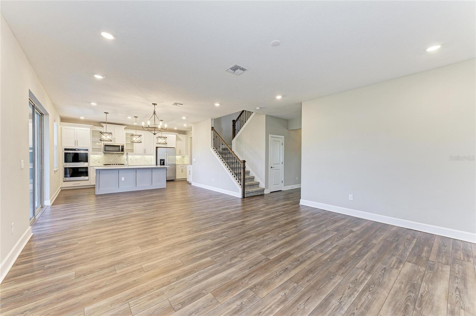 Image 16 of 87 For 13827 Green Hammock Place