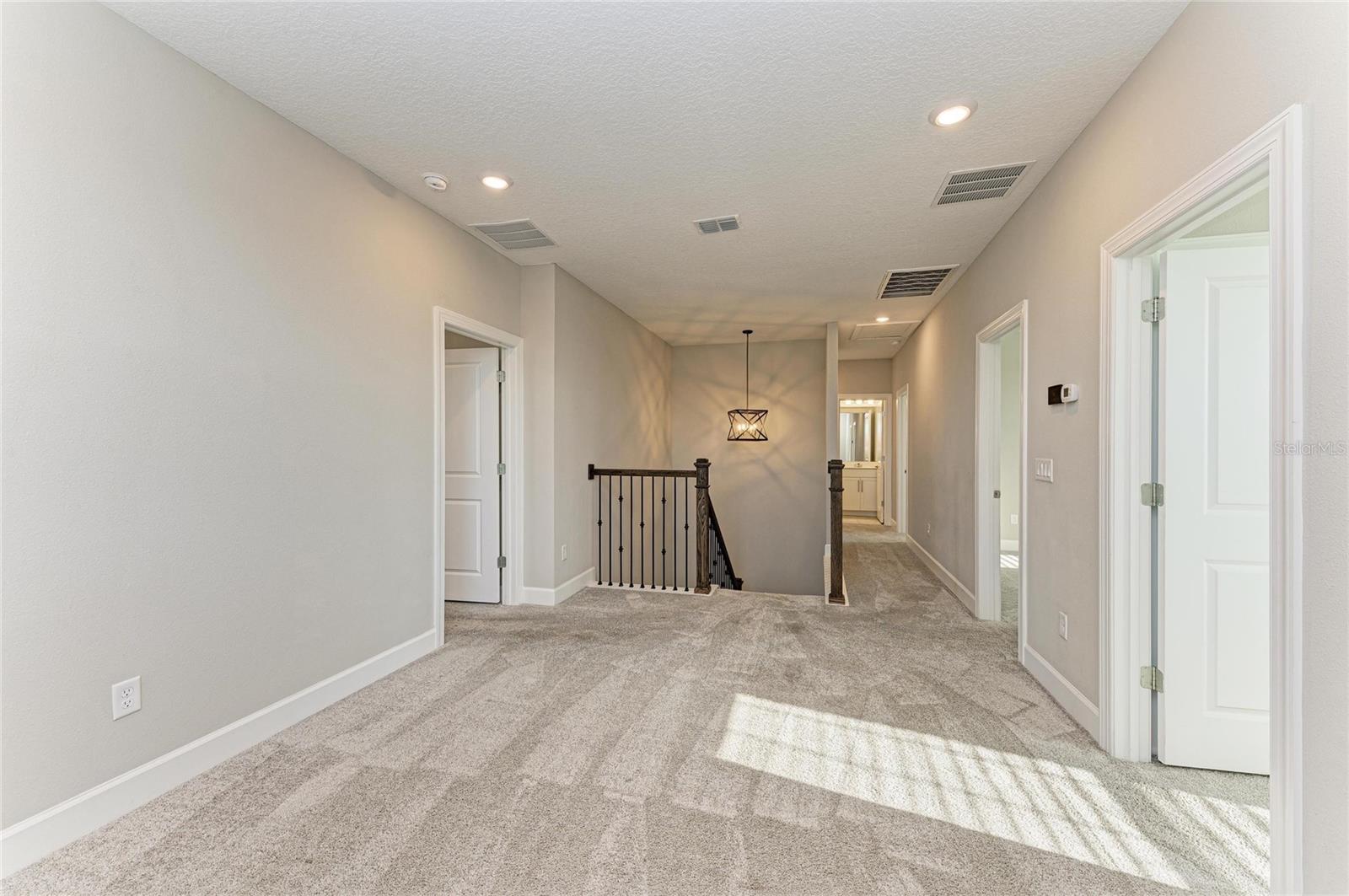 Image 37 of 87 For 13827 Green Hammock Place