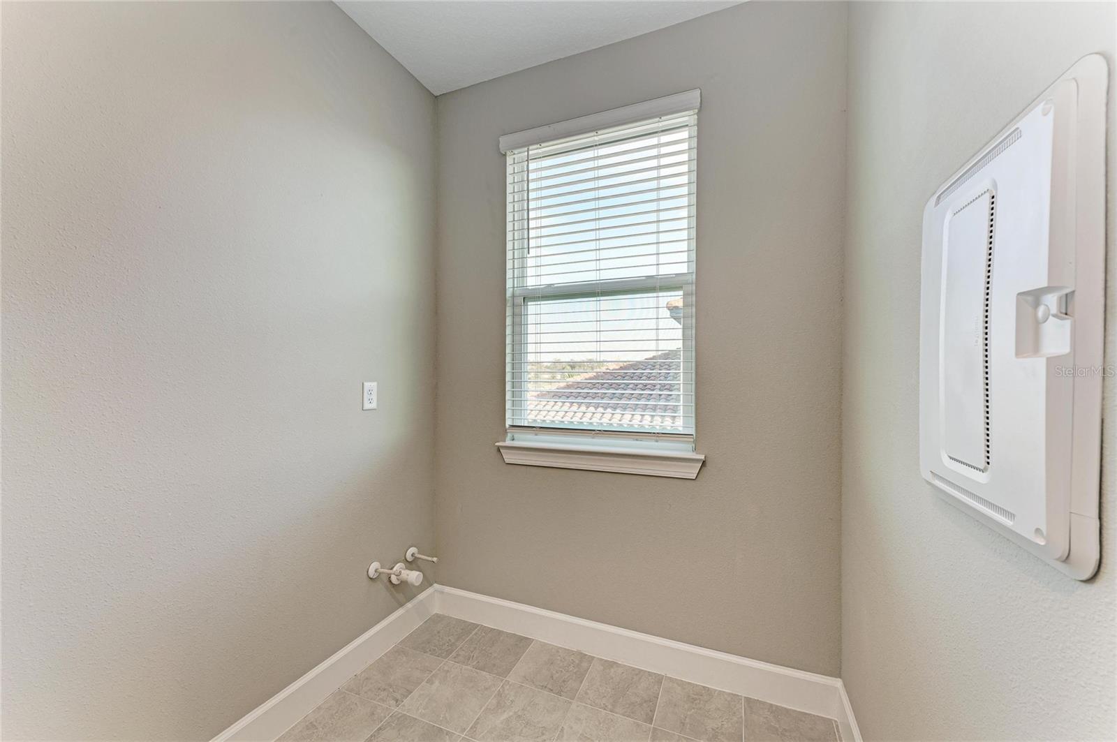 Image 54 of 87 For 13827 Green Hammock Place