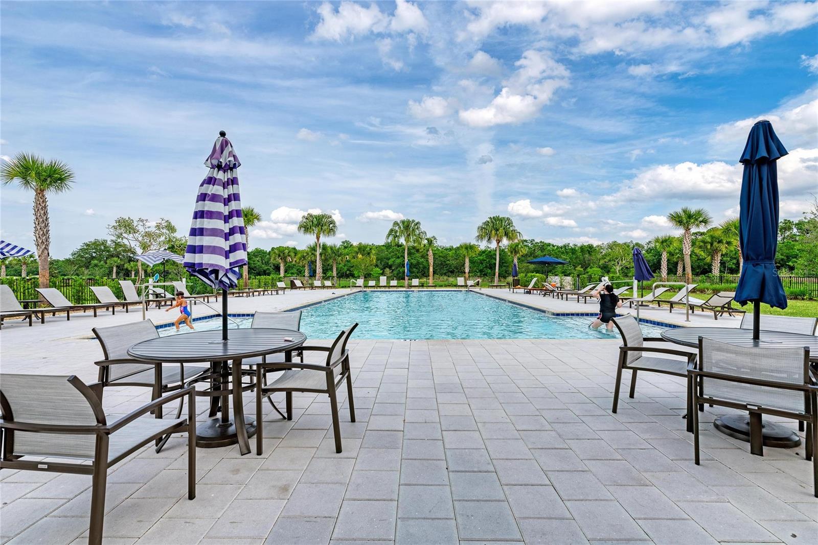 Image 70 of 87 For 13827 Green Hammock Place