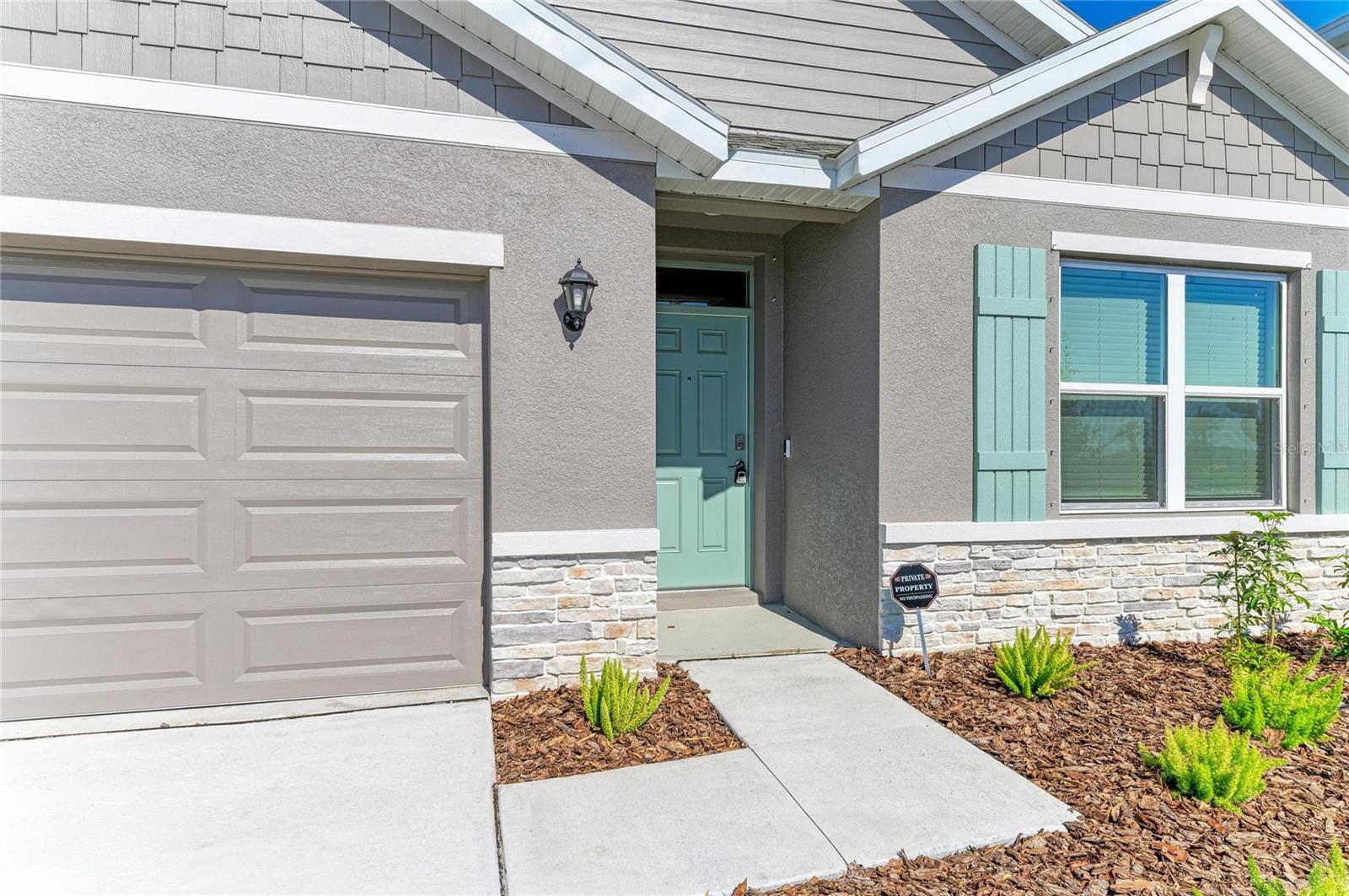 Image 4 of 66 For 18143 Wheathouse Place