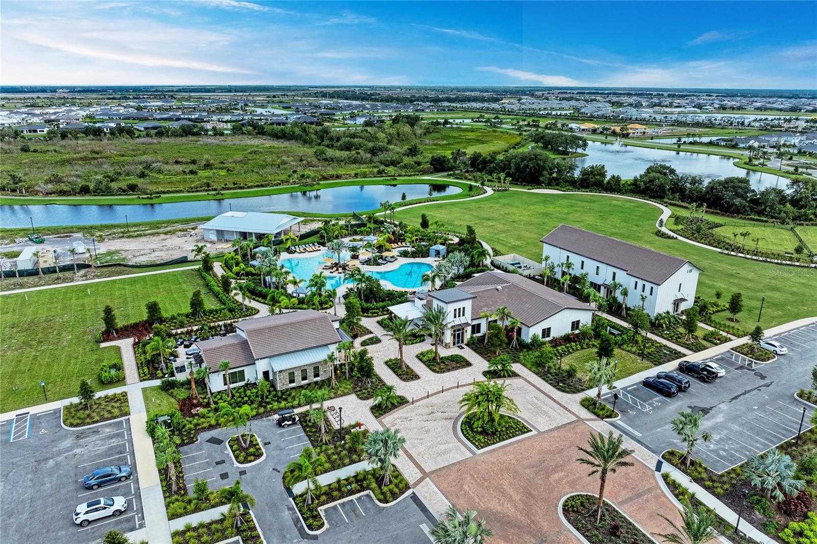 Image 43 of 66 For 18143 Wheathouse Place