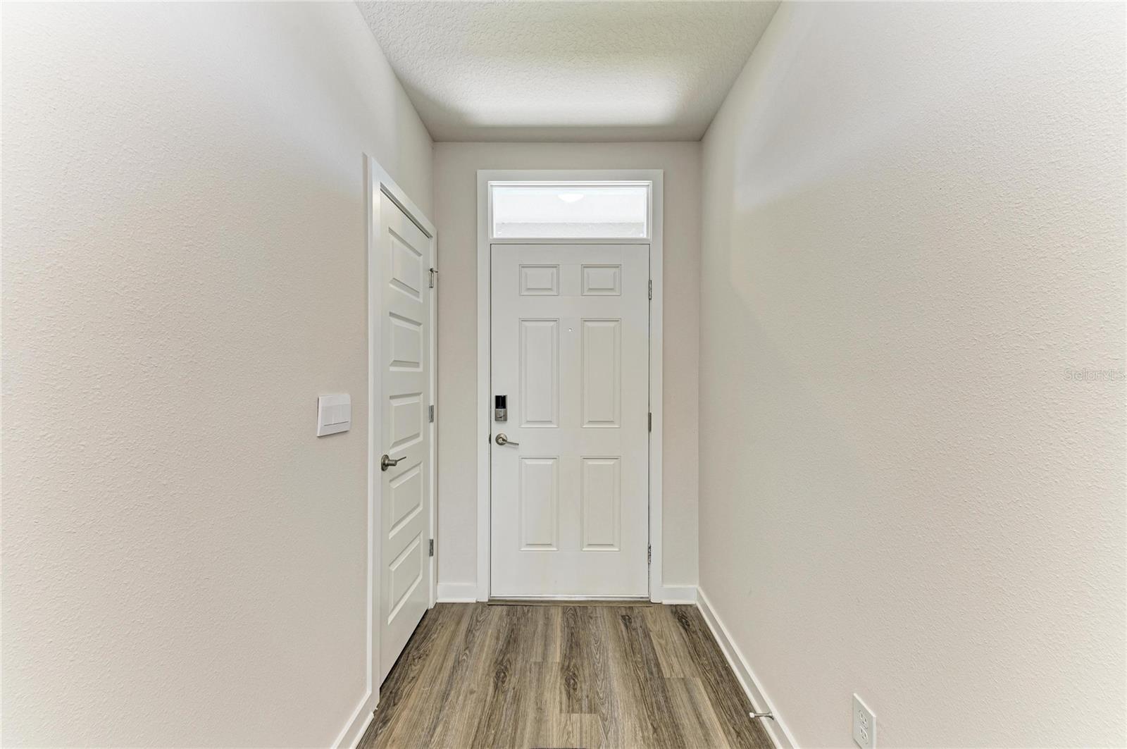 Image 5 of 66 For 18143 Wheathouse Place