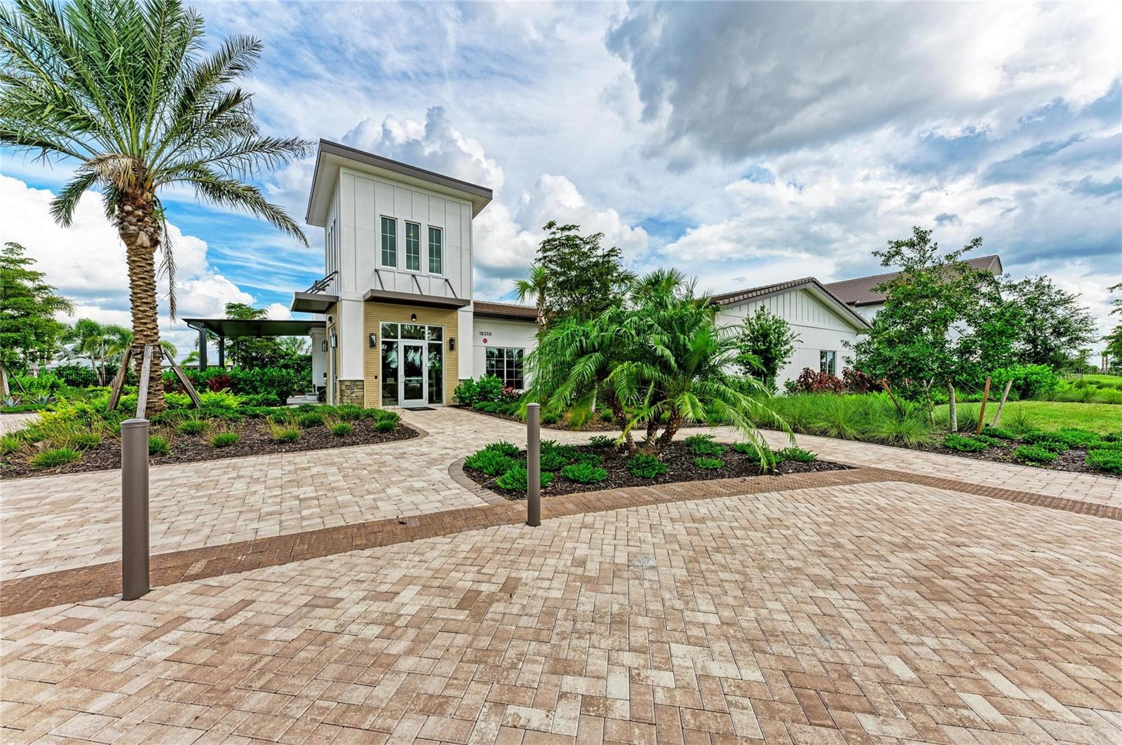 Image 53 of 66 For 18143 Wheathouse Place