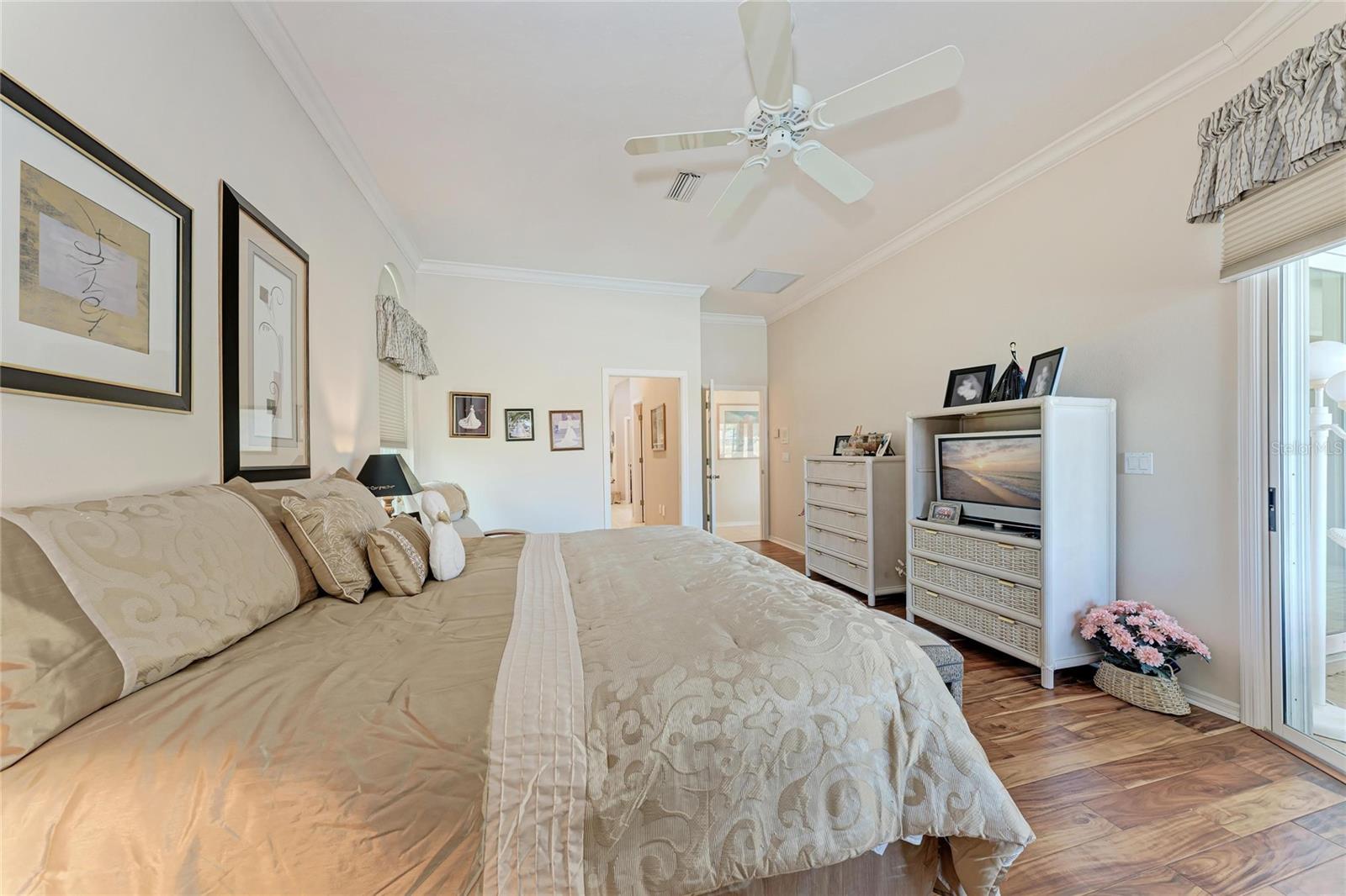 Image 26 of 69 For 8383 Cypress Hollow Drive