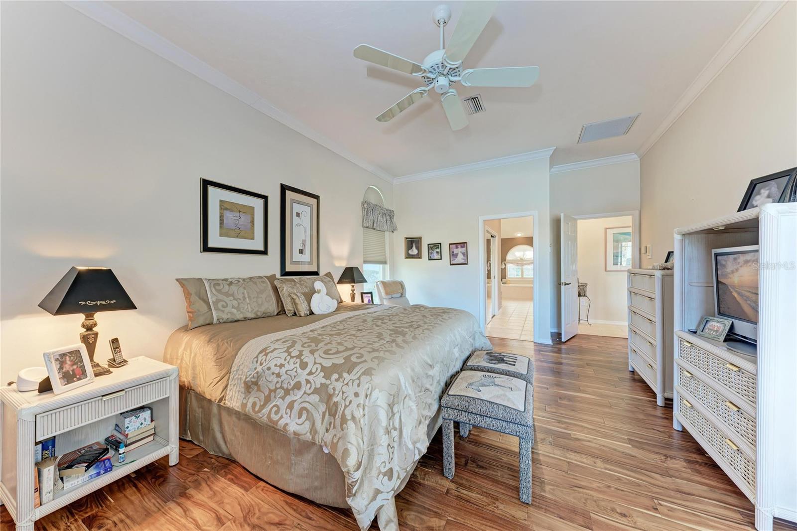 Image 27 of 69 For 8383 Cypress Hollow Drive