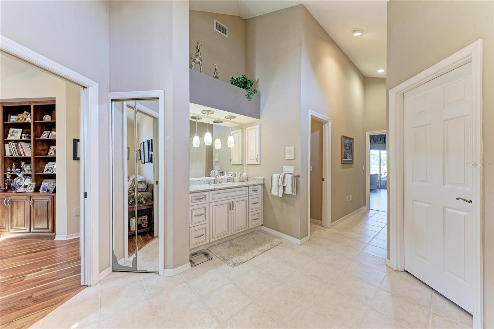 Image 31 of 69 For 8383 Cypress Hollow Drive