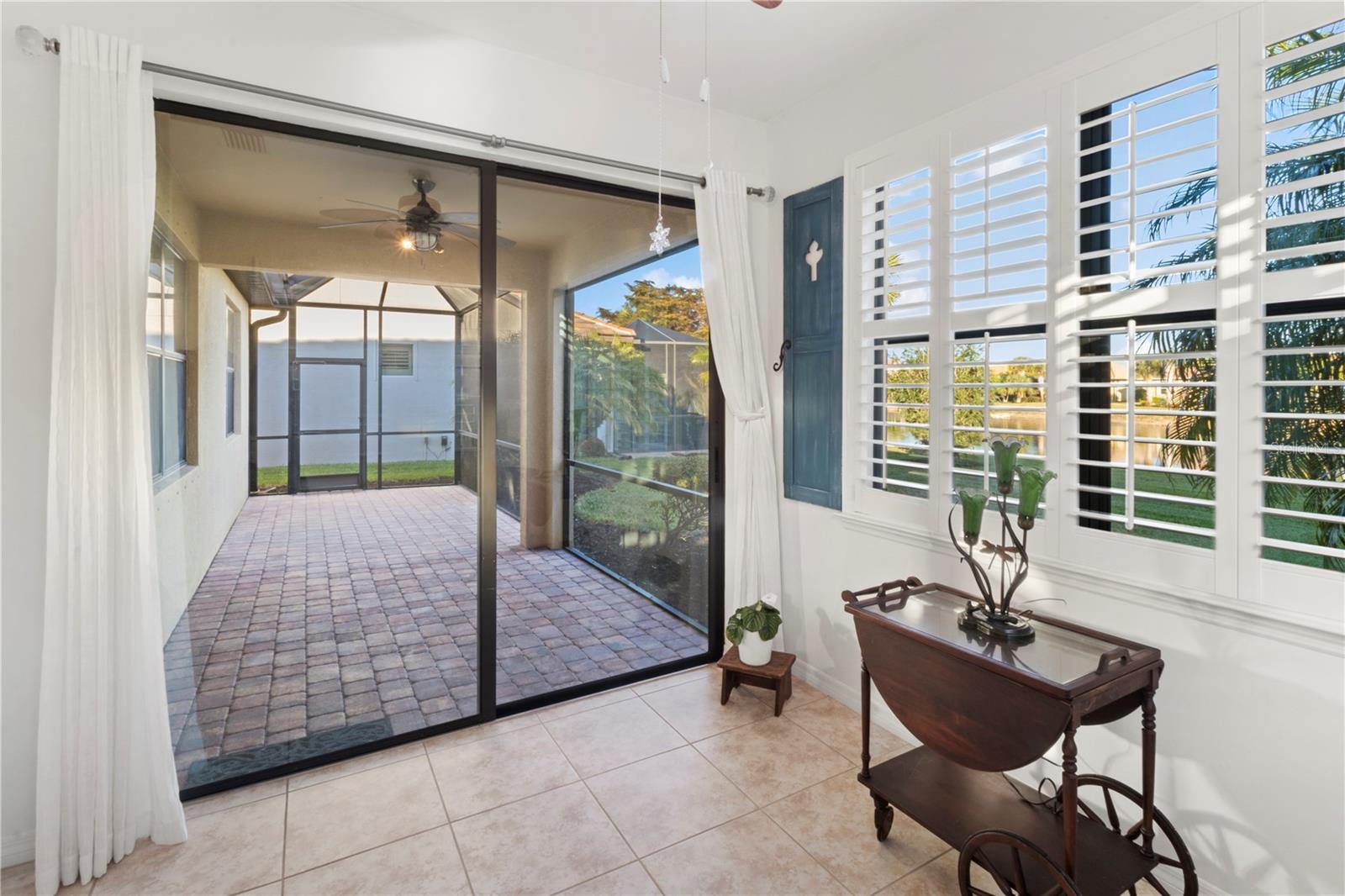 Image 21 of 65 For 19770 Quisto Street