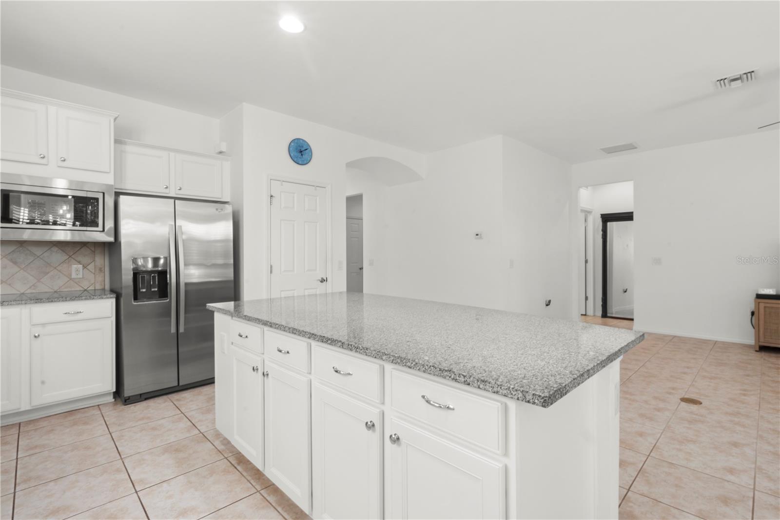 Image 9 of 65 For 19770 Quisto Street