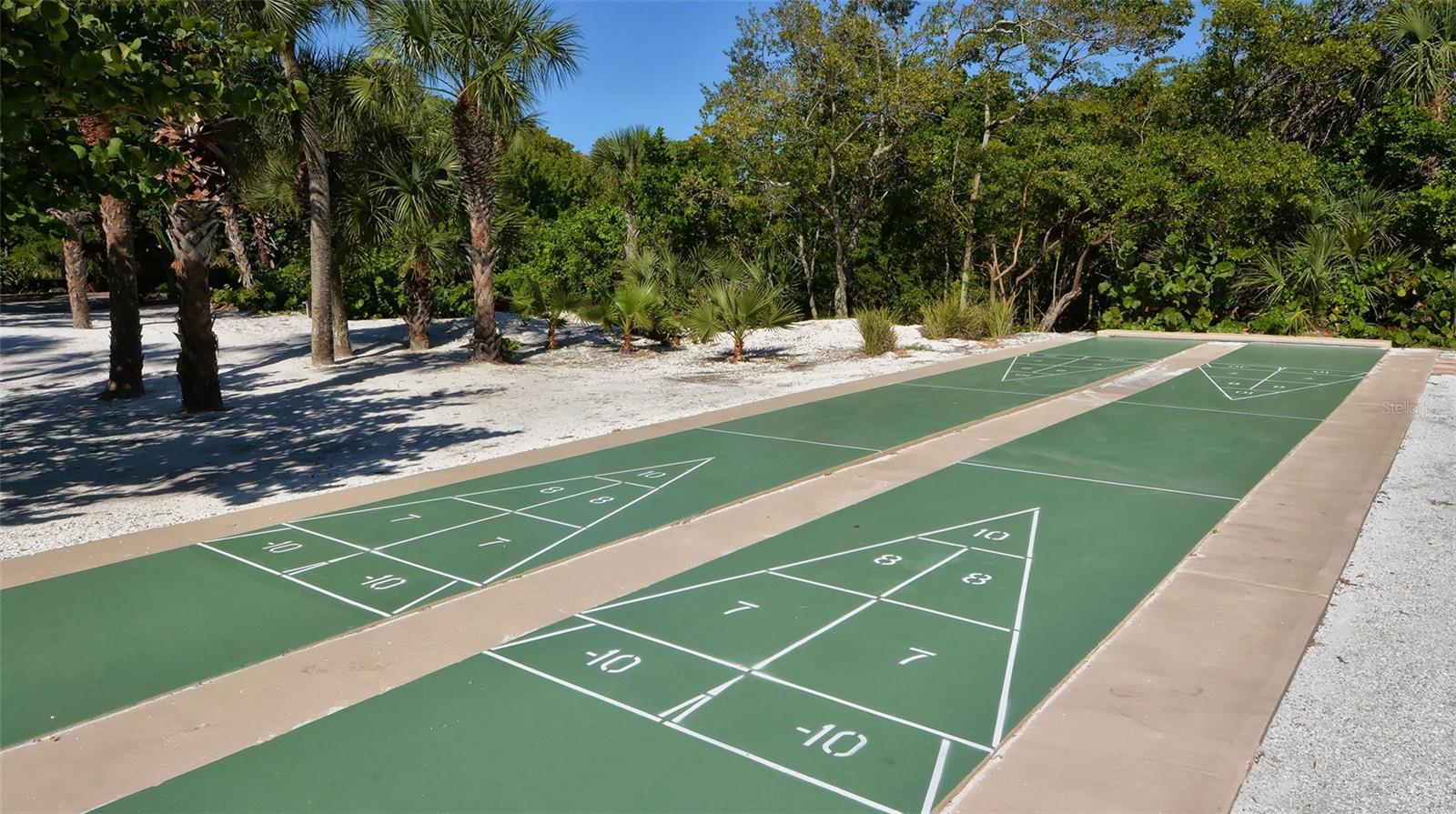 Image 53 of 69 For 19 Whispering Sands Drive 204