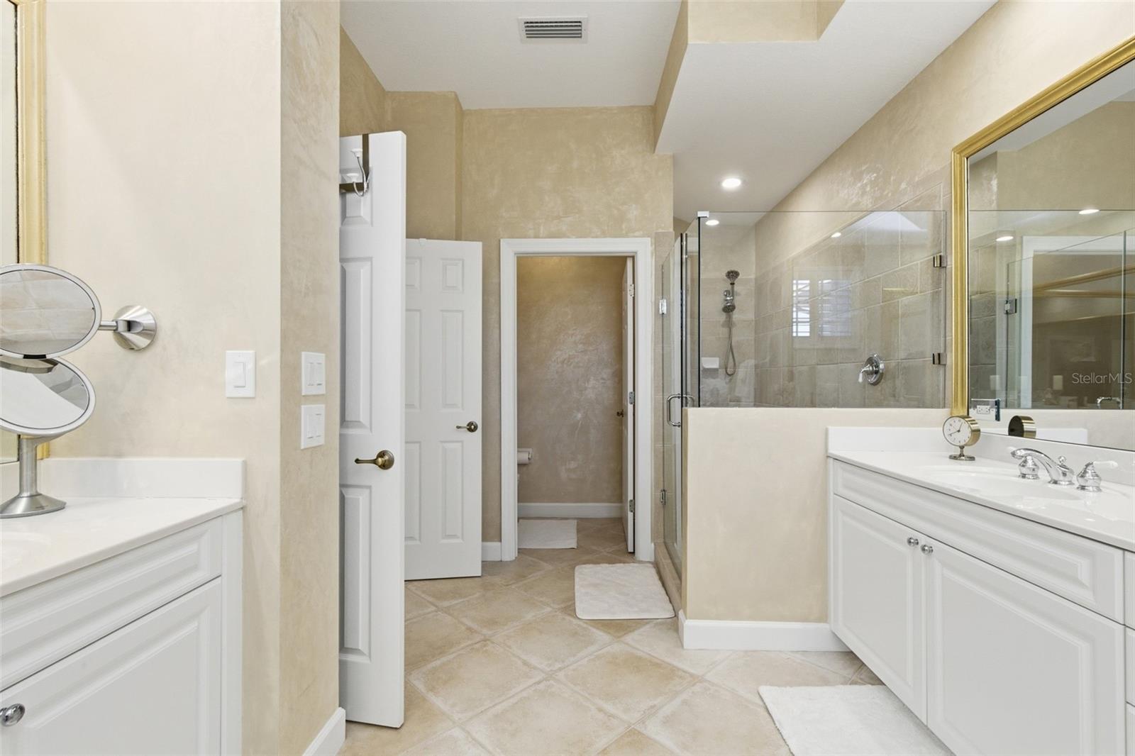 Image 38 of 76 For 9553 Cypress Hammock Circle 201