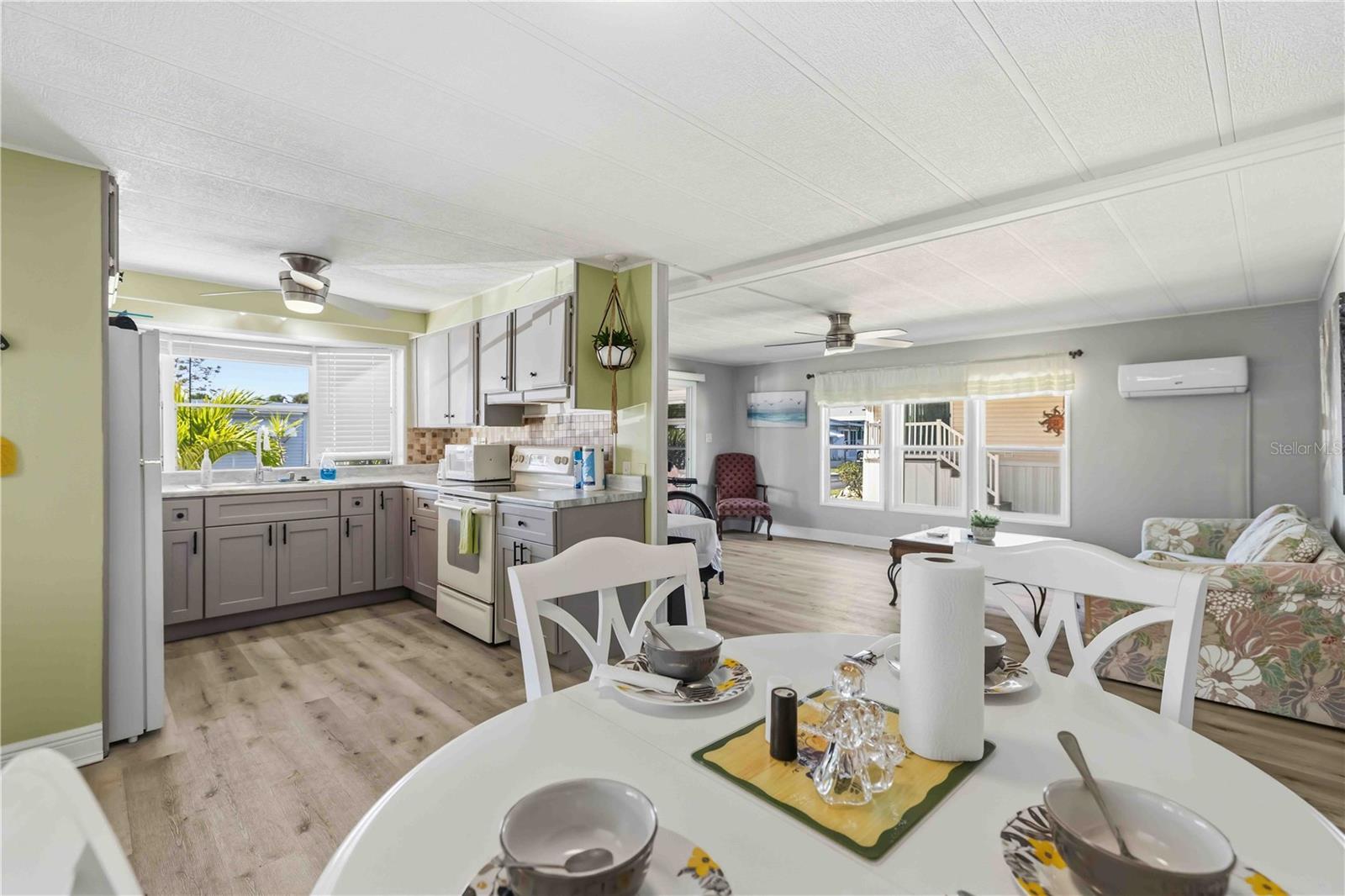 Image 8 of 27 For 10303 Burnt Store Road 54