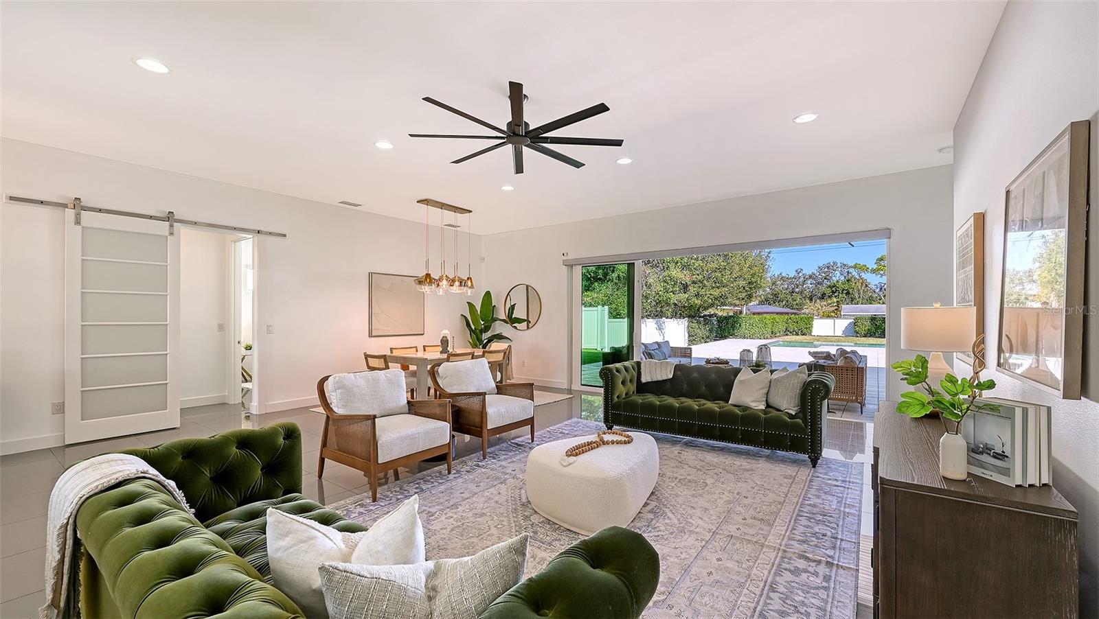 Image 17 of 100 For 2215 Datura Street