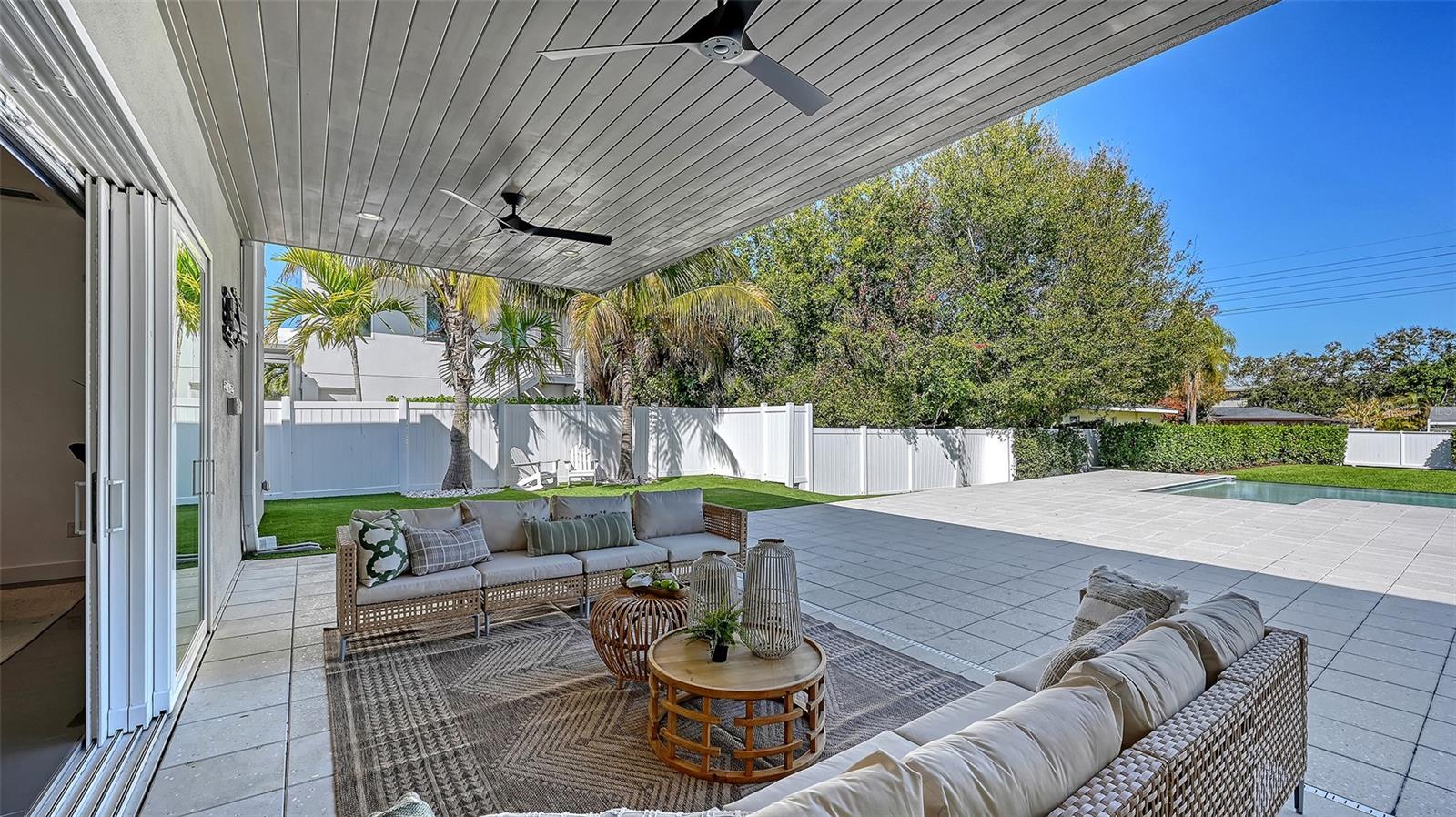 Image 20 of 100 For 2215 Datura Street