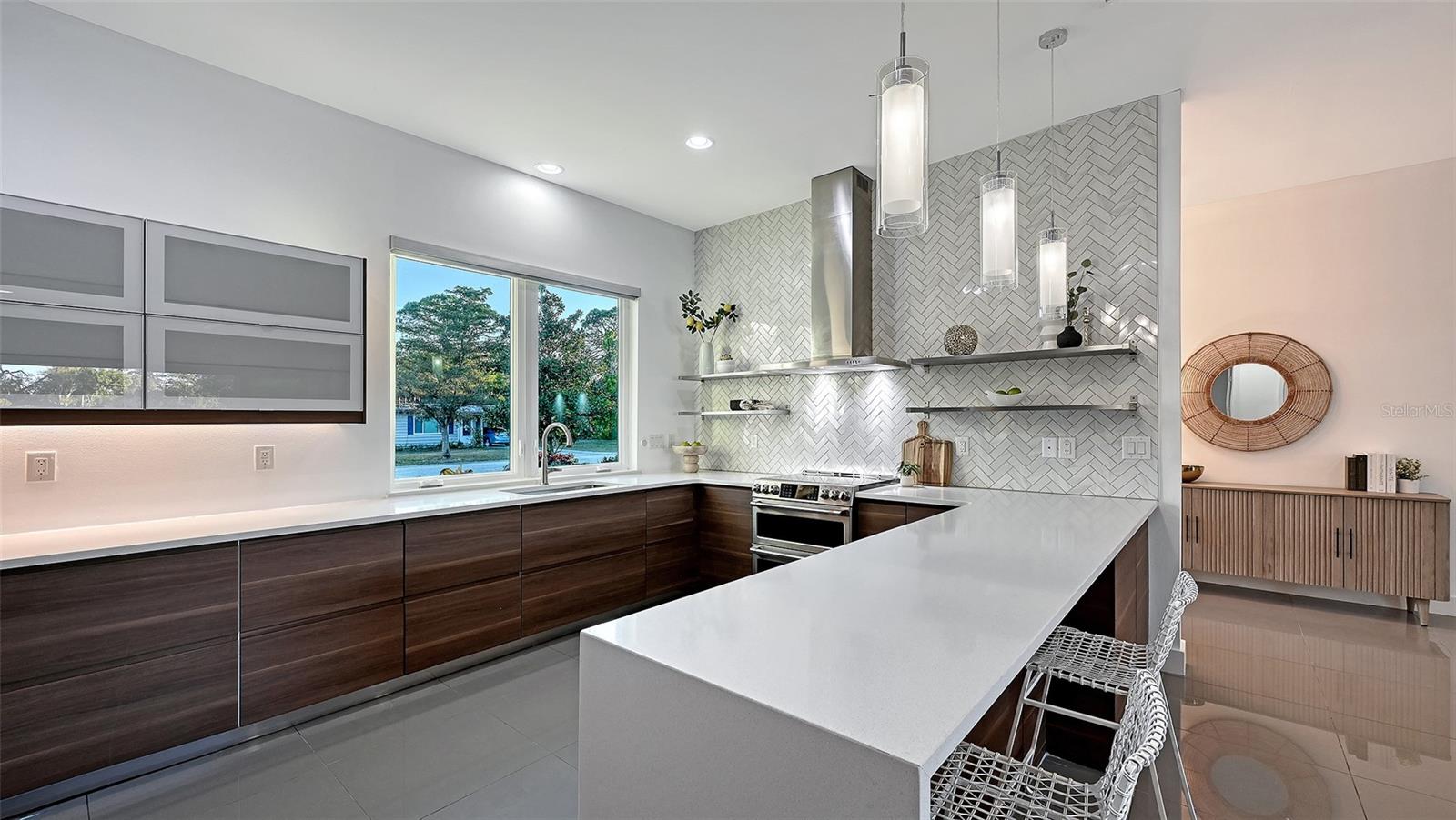 Image 31 of 100 For 2215 Datura Street