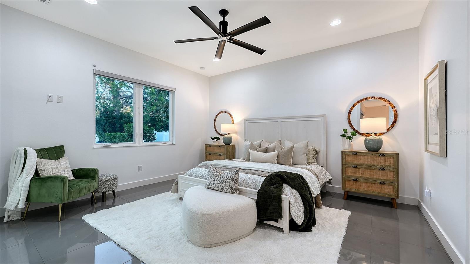 Image 40 of 100 For 2215 Datura Street