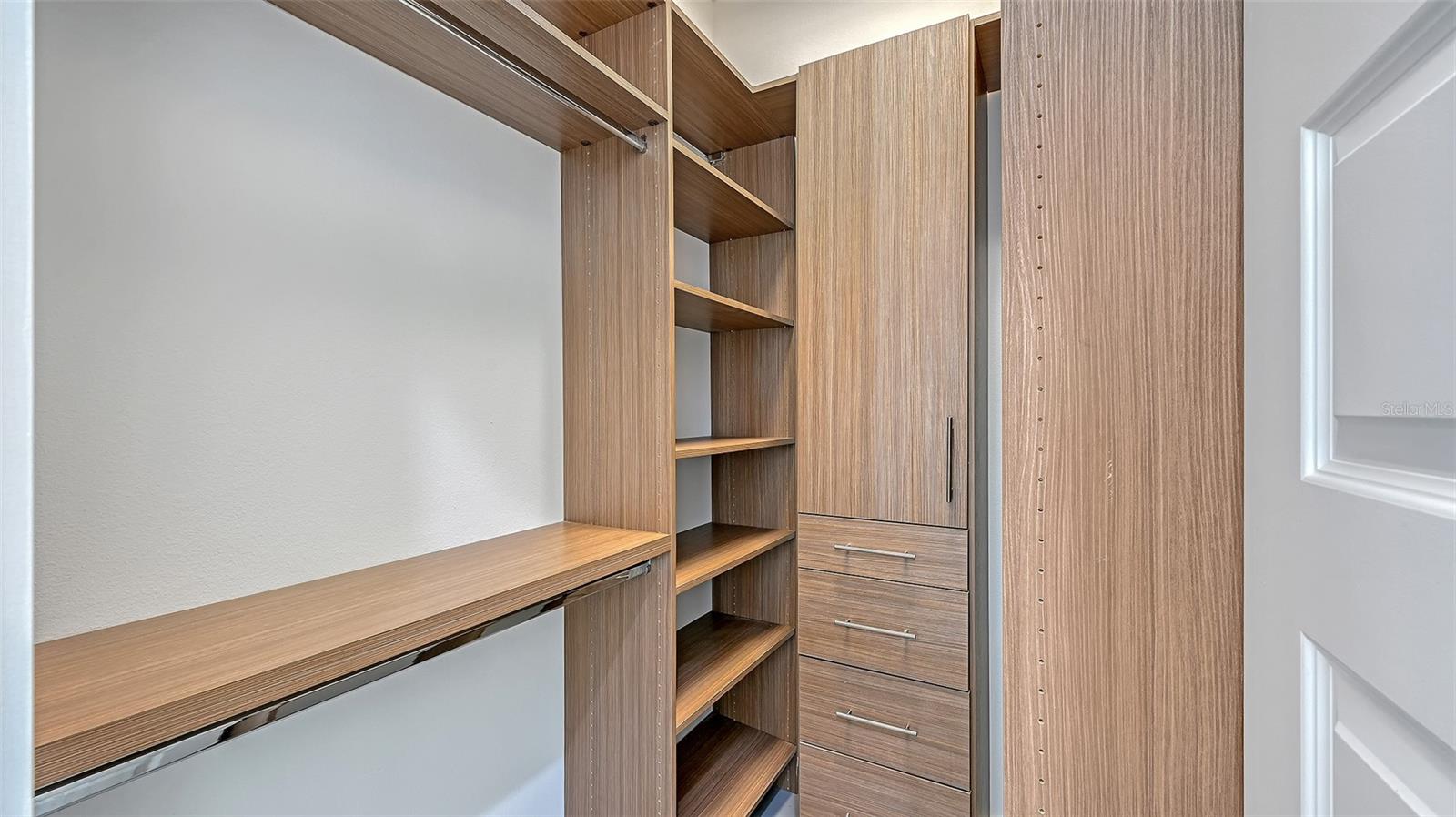 Image 44 of 100 For 2215 Datura Street