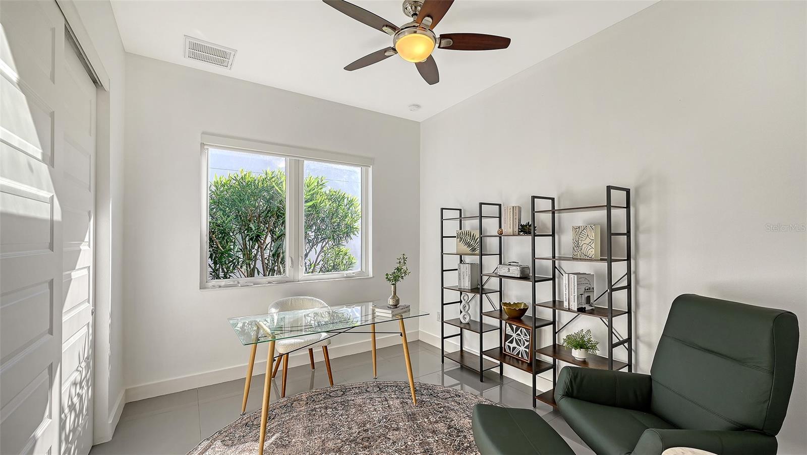 Image 46 of 100 For 2215 Datura Street