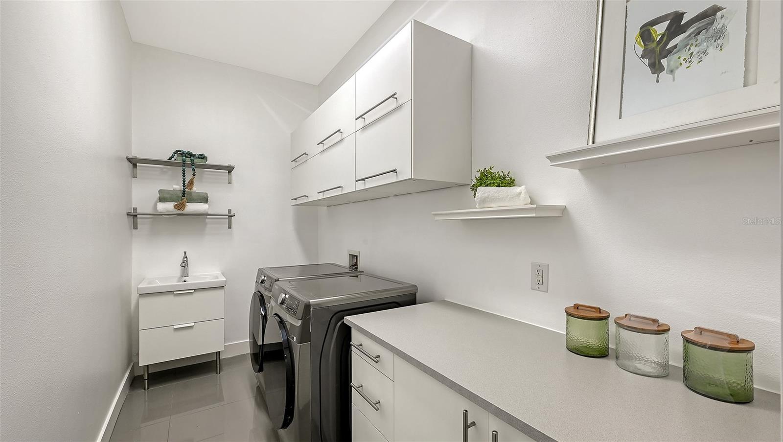 Image 50 of 100 For 2215 Datura Street