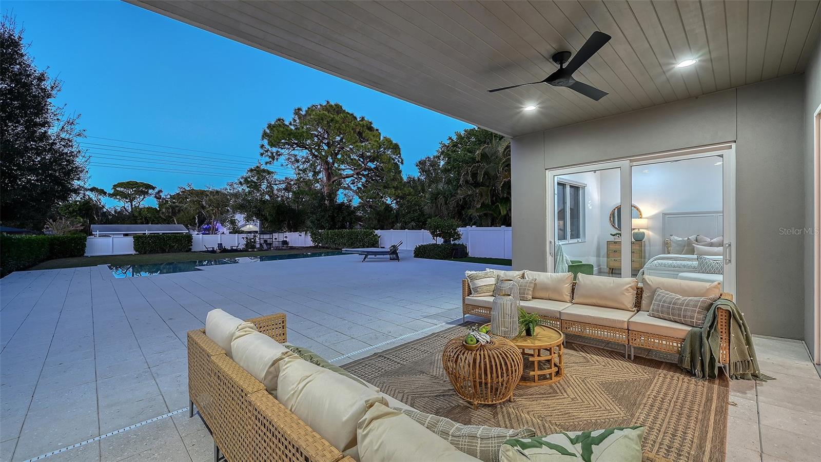 Image 57 of 100 For 2215 Datura Street