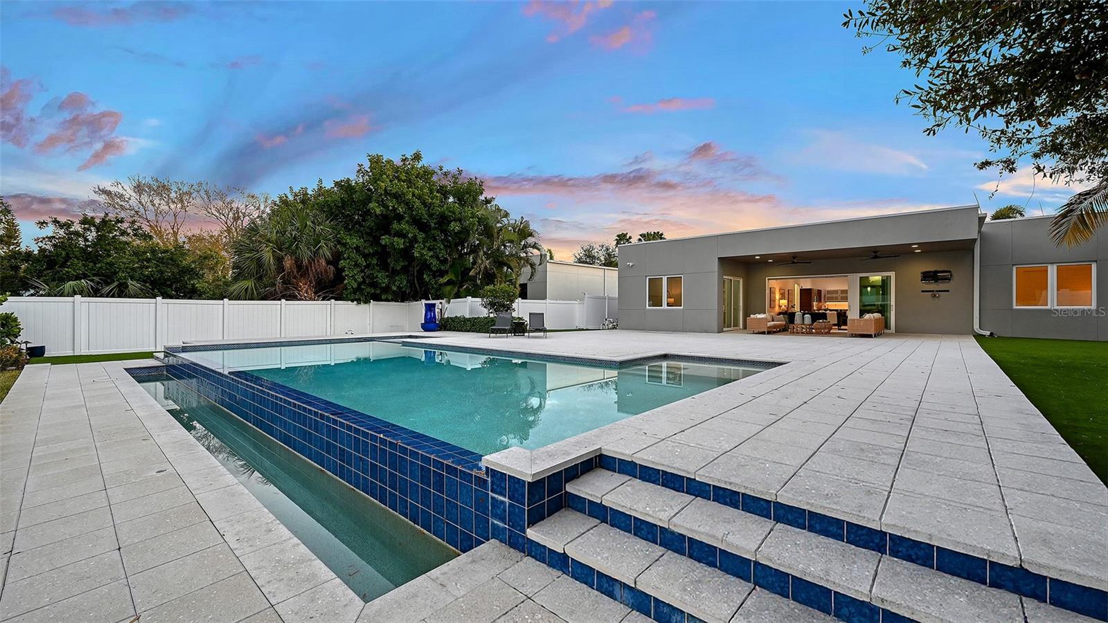 Image 71 of 100 For 2215 Datura Street