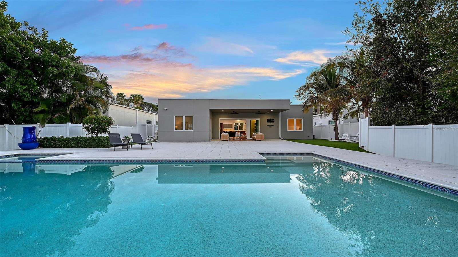 Image 72 of 100 For 2215 Datura Street