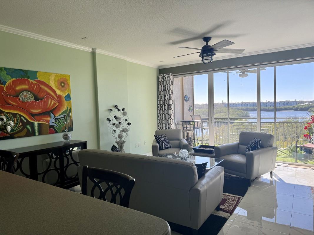 Image 4 of 12 For 7194 Key Haven Road 504