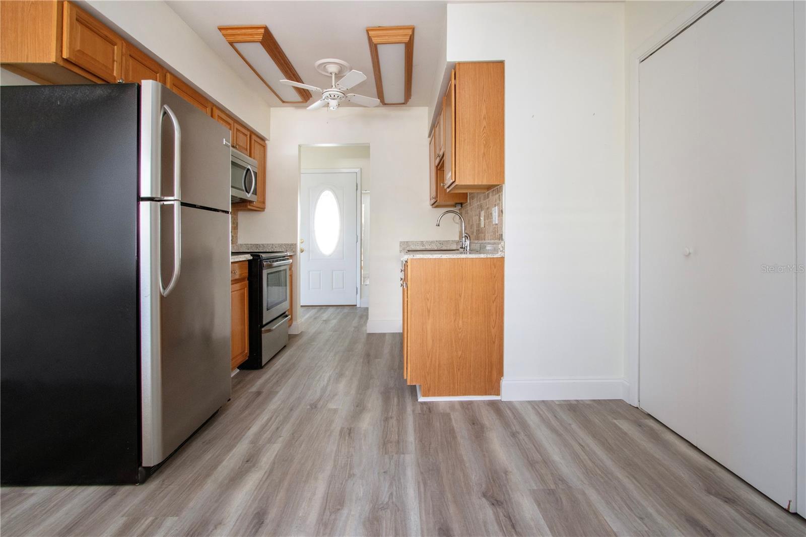 Image 11 of 71 For 3807 Joyce Drive