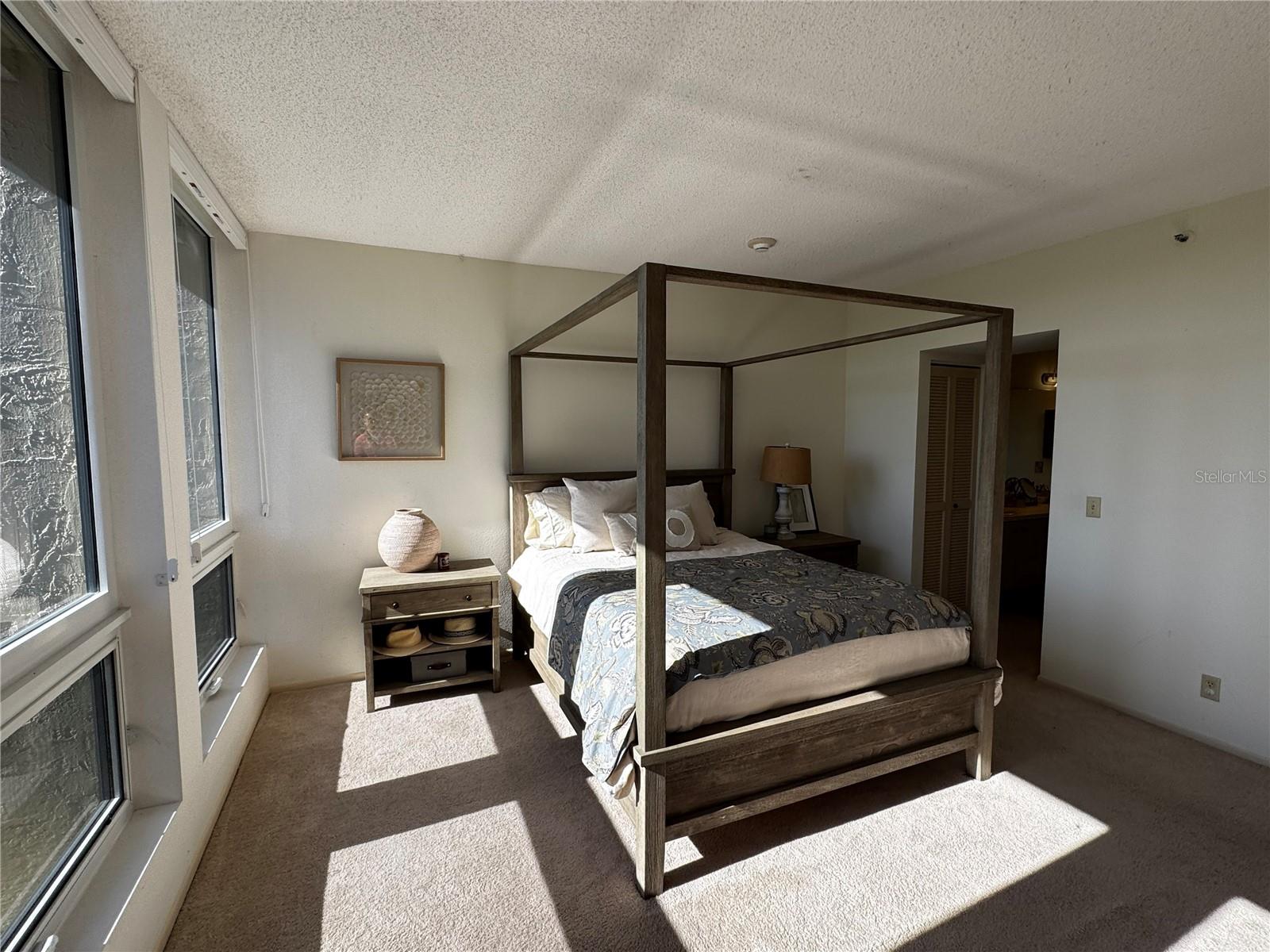 Image 12 of 60 For 1085 Gulf Of Mexico Drive 205